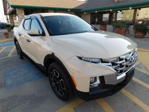 Used 2022 Hyundai Santa Cruz SEL image 1