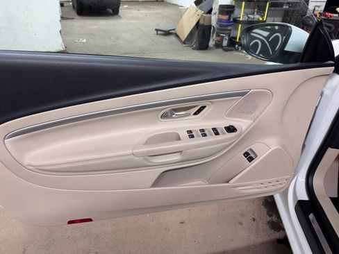 Used 2015 Volkswagen Eos Komfort image 3