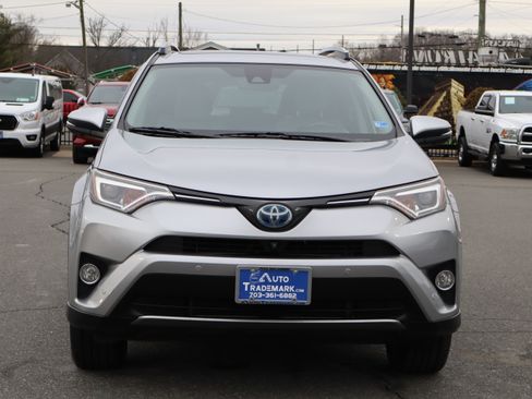 Used 2017 Toyota RAV4 Limited image 3