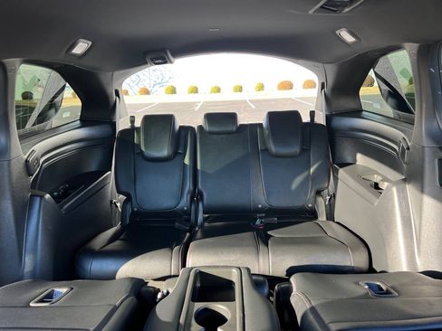 Used 2025 Honda Odyssey Sport-L image 16