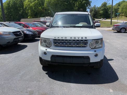 Used 2011 Land Rover LR4 HSE LUX AWD/4WD image 3