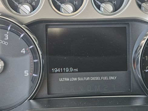 Used 2015 Ford F250 4x4 Crew Cab Super Duty image 6
