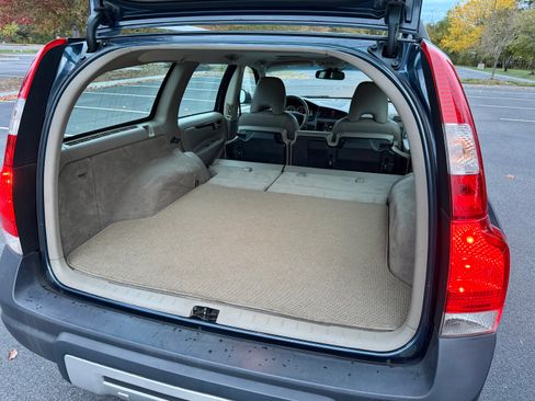 Used 2005 Volvo XC70 image 77