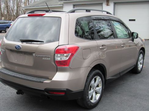 Used 2014 Subaru Forester 2.5i Premium image 11