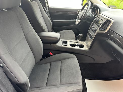 Used 2012 Jeep Grand Cherokee Laredo image 12