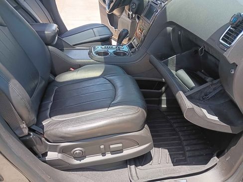 Used 2012 GMC Acadia Denali image 15