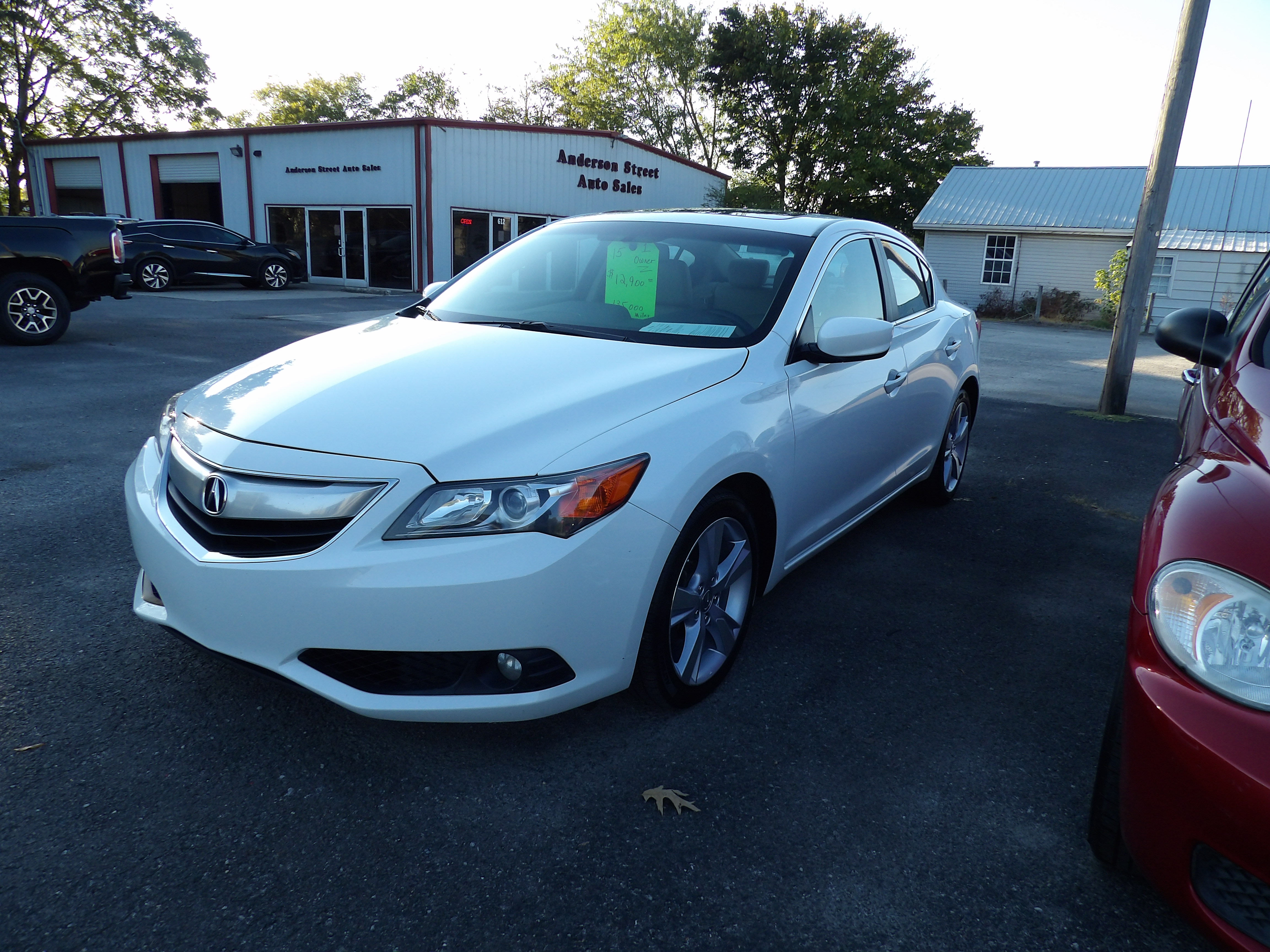 Used 2015 Acura ILX w/ Technology Package FWD image 1