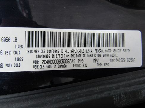 Used 2012 Dodge Grand Caravan SXT FWD image 20
