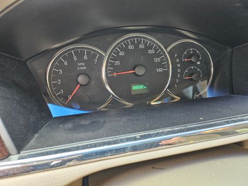 Used 2007 Buick LaCrosse CX image 10