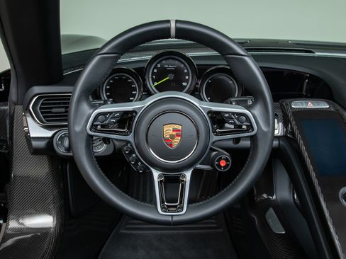 Used 2015 Porsche 918 Spyder AWD/4WD image 72
