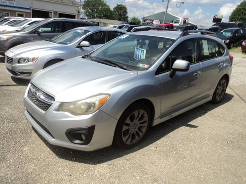 Used 2013 Subaru Impreza 2.0i Sport Premium image 3