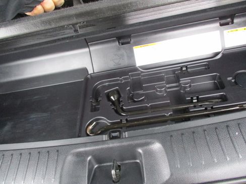 Used 2018 Toyota Highlander XLE image 72