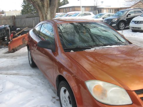Used 2007 Chevrolet Cobalt LS image 3