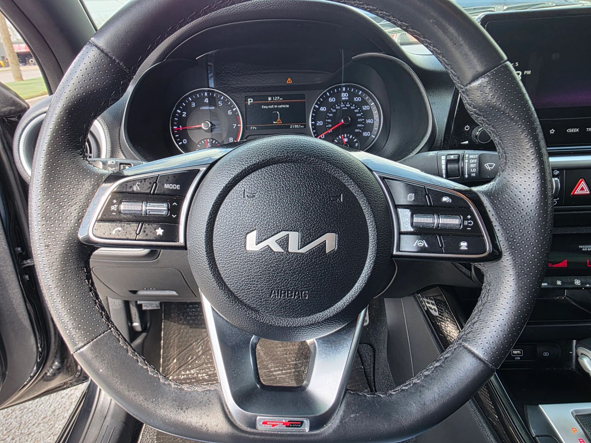 Used 2024 Kia Forte GT-Line Sedan FWD image 13