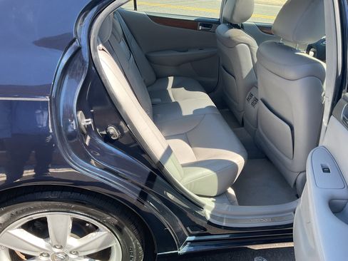 Used 2005 Lexus ES 330 FWD image 8
