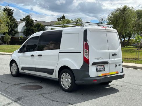 Used 2014 Ford Transit Connect XL image 3