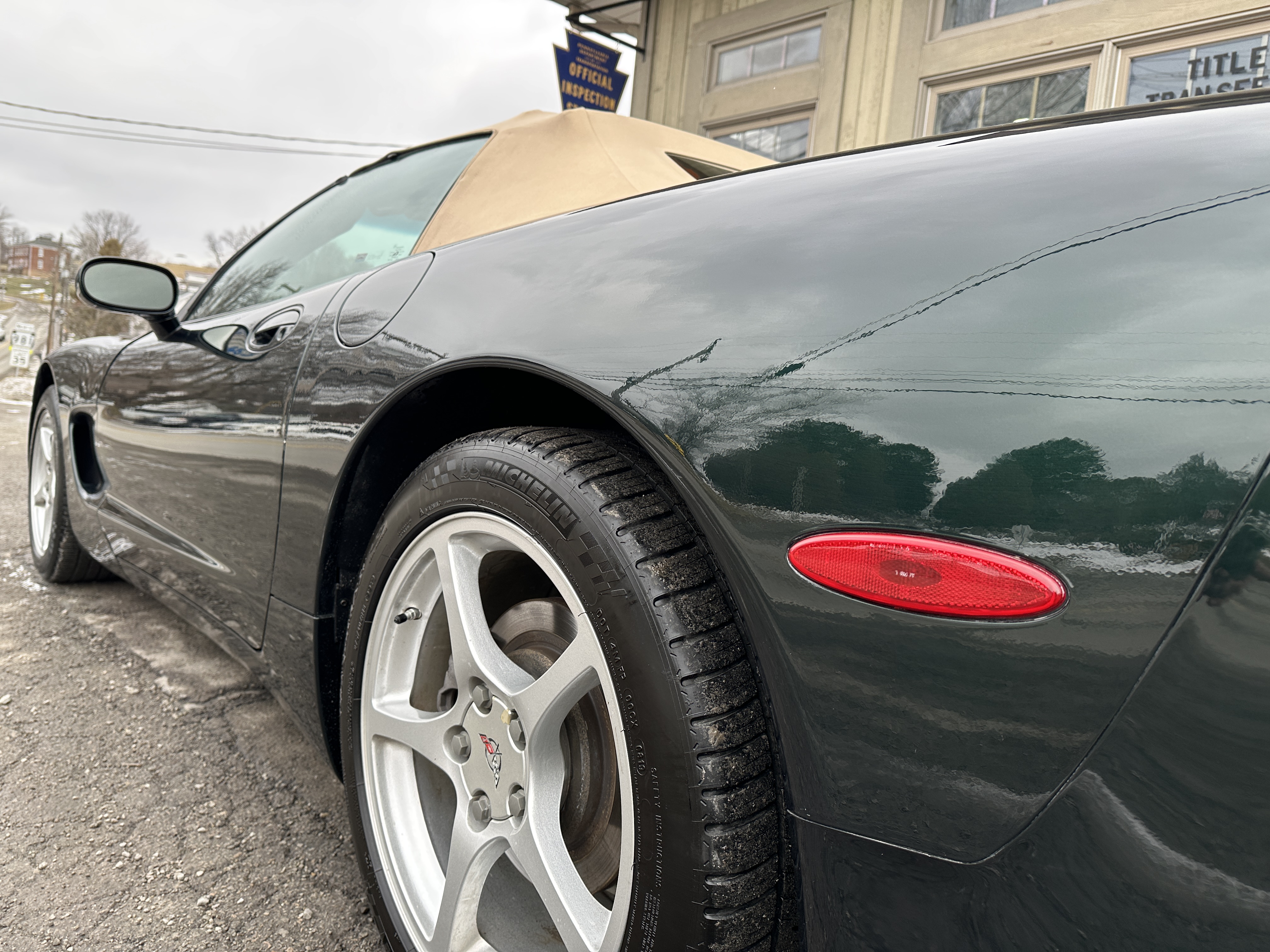 Used 2000 Chevrolet Corvette RWD image 7