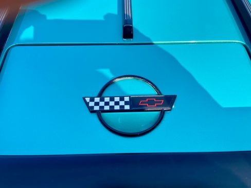 Used 1991 Chevrolet Corvette image 12