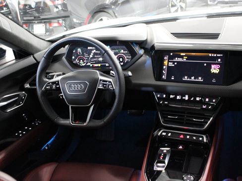 Used 2024 Audi RS e-tron GT w/ Carbon Performance Package AWD/4WD image 42