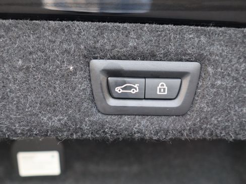 Used 2018 BMW 540i xDrive image 34