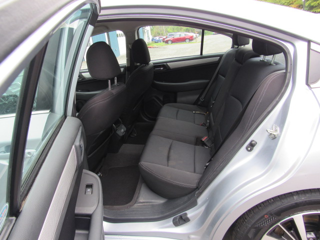 Used 2018 Subaru Legacy 2.5i Premium AWD/4WD image 16