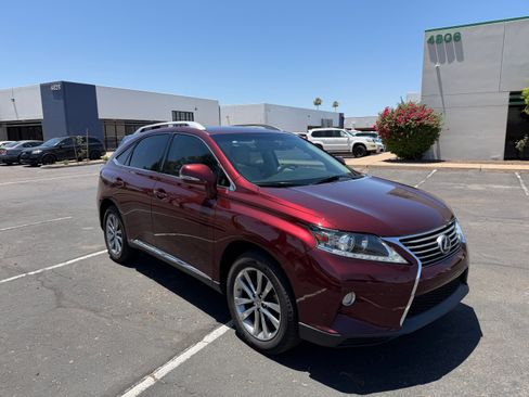 Used 2014 Lexus RX 450h AWD image 2