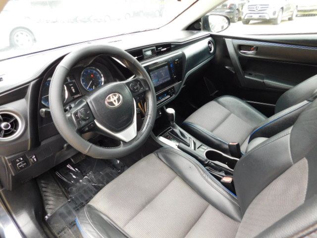 Used 2017 Toyota Corolla SE Sedan FWD image 9