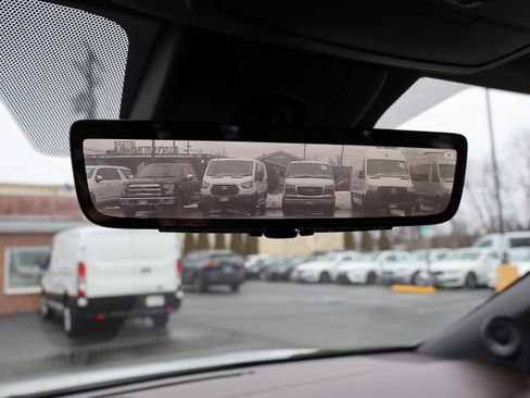 Used 2024 Toyota Sienna Platinum image 36