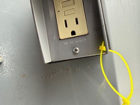 Used 2019 Ford Transit 150 XL image 11