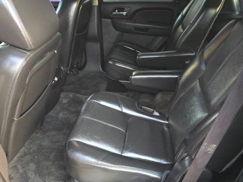 Used 2007 Chevrolet Tahoe LTZ image 16