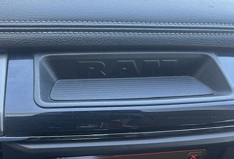 Used 2015 RAM 1500 2WD Crew Cab Sport image 46