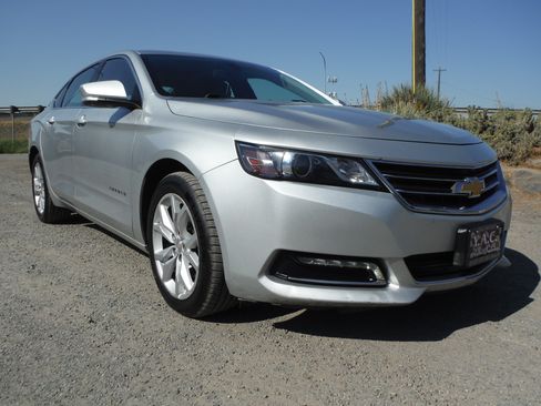 Used 2018 Chevrolet Impala LT image 1
