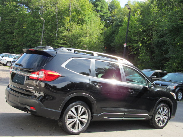 Used 2019 Subaru Ascent Limited 7-Passenger AWD/4WD image 9