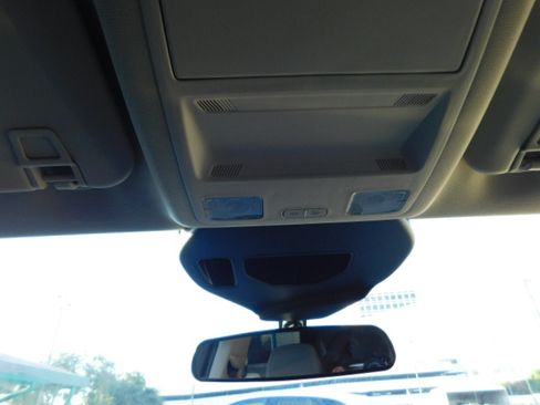 Used 2020 Ford Escape SE image 22