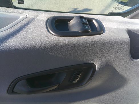 Used 2021 Ford Transit 350 XLT image 10