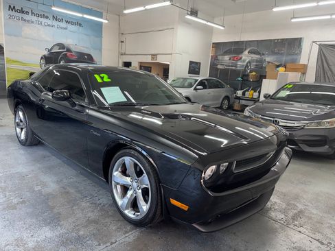 Used 2012 Dodge Challenger R/T image 14