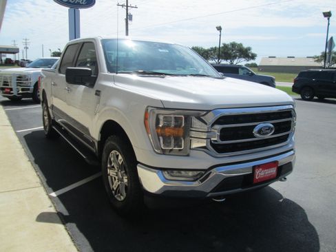 Used 2021 Ford F150 XLT image 9