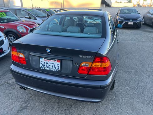 Used 2003 BMW 325i image 13