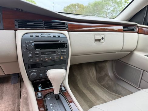 Used 2002 Cadillac Eldorado ETC FWD image 69