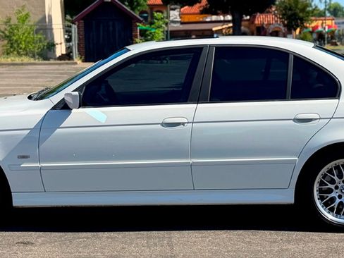 Used 2002 BMW 530i w/ Sport Package RWD image 4
