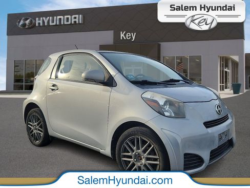 Used 2014 Scion iQ 10 Series image 1