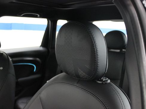 Used 2023 MINI Cooper S 4-Door Hardtop FWD image 33