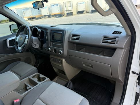 Used 2006 Honda Ridgeline RT image 12