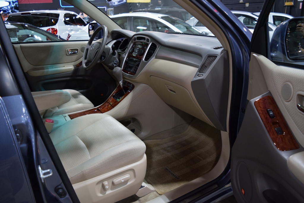 Used 2005 Toyota Highlander Limited FWD image 23