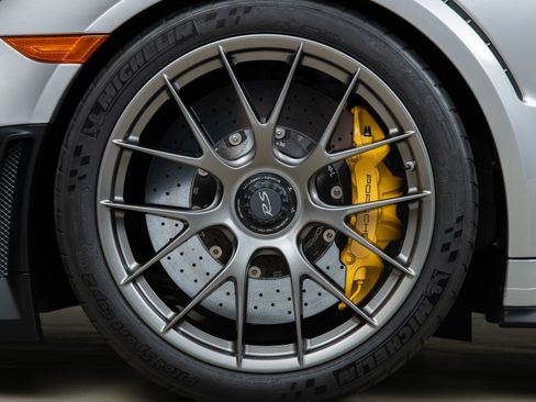 Used 2018 Porsche 911 GT2 RS image 58