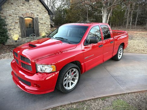 Used 2005 Dodge Ram SRT-10 SRT-10 image 1