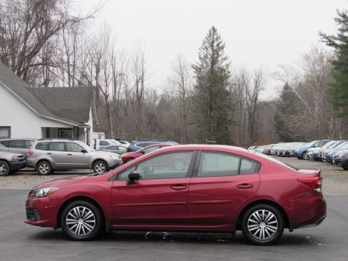 Used 2020 Subaru Impreza 2.0i Premium image 5