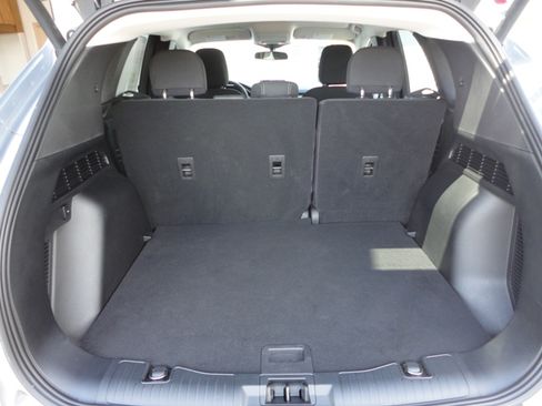 Used 2023 Ford Escape AWD Active image 18