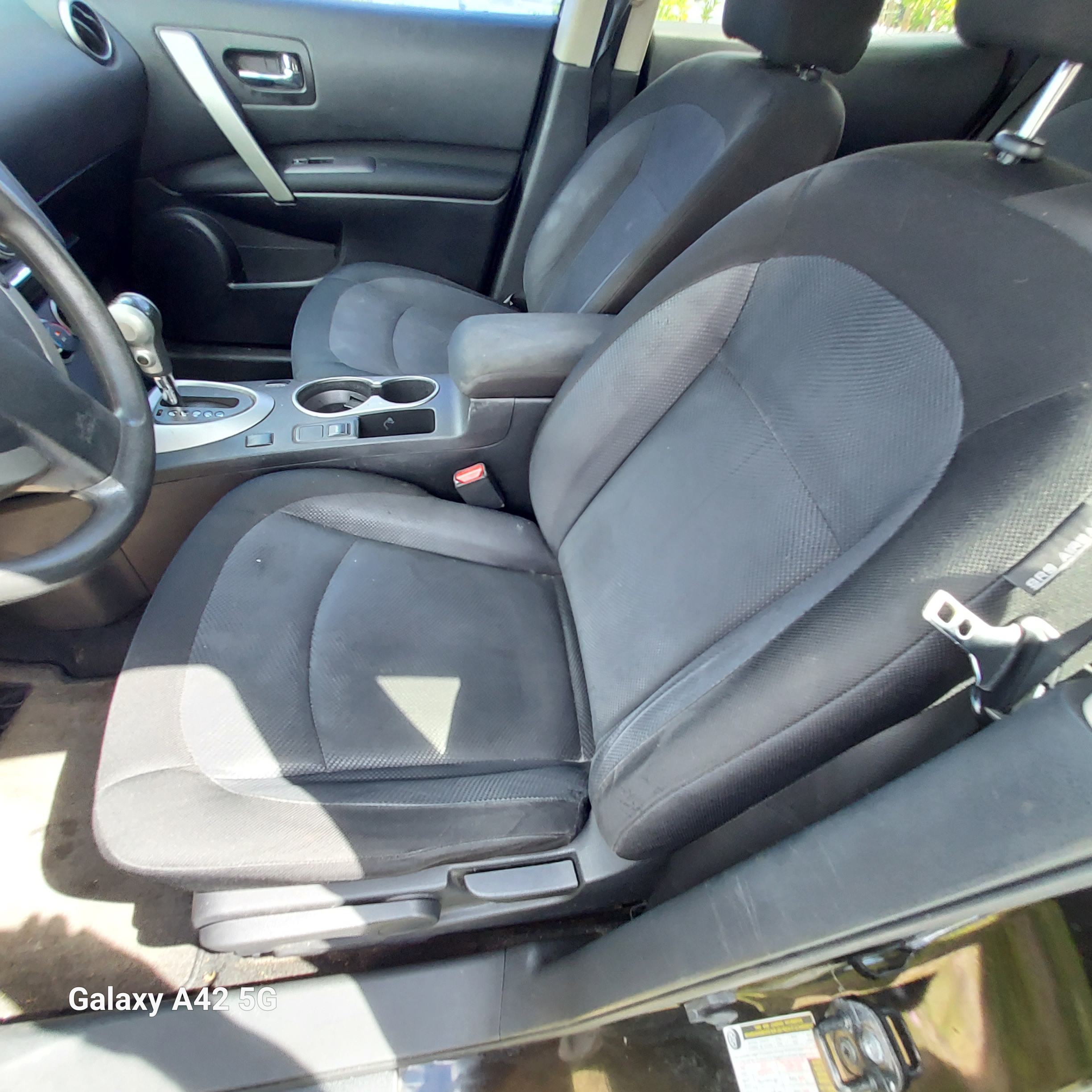 Used 2013 Nissan Rogue S FWD image 9