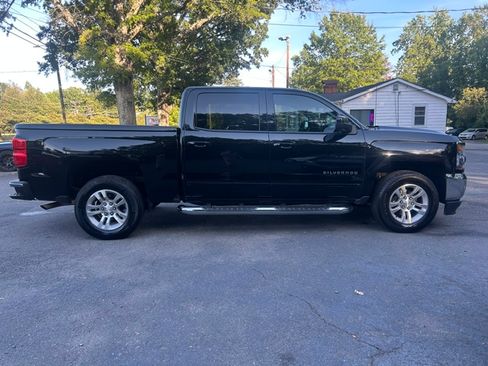 Used 2016 Chevrolet Silverado 1500 2WD Crew Cab LT image 6